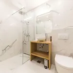 Apartment Glow Luxury With Terrace And Jacuzzi Split