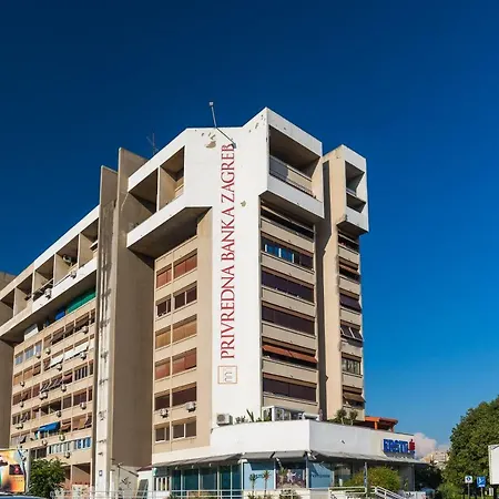 Apartament Glow Luxury With Terrace&jacuzzi *