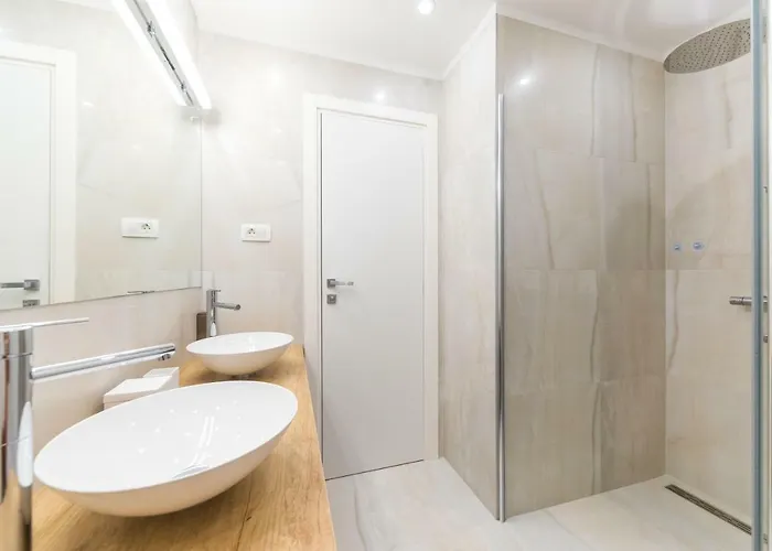 Glow Luxury With Terrace And Jacuzzi Apartman *